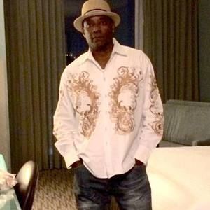 Meet your Posher, Mark